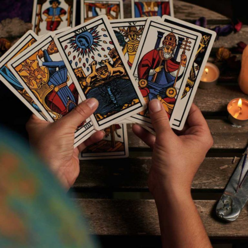 Tarot Card Readers